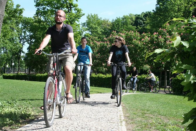 3-Hour Bike Tour of Tiergarten and Berlin's Hidden Places - Bears, churches, and the city’s older clues