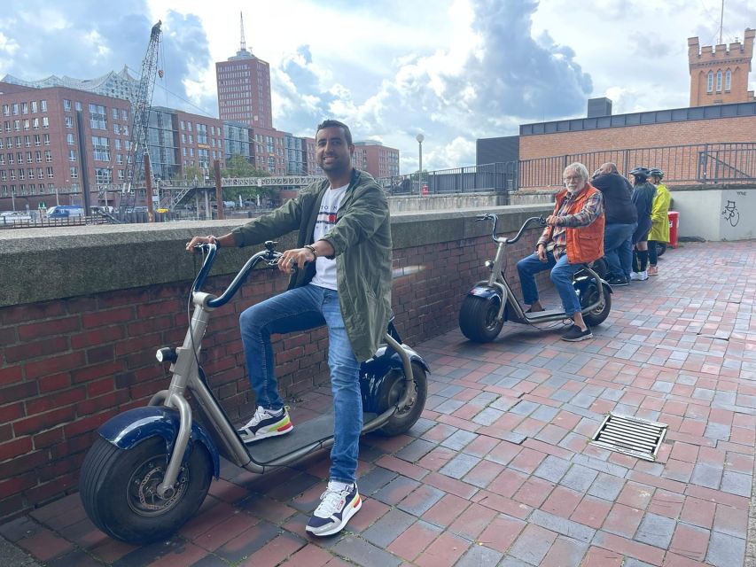 3 Hours Hamburg E-Scooter Tour - Reeperbahn and Fischmarkt after the city center