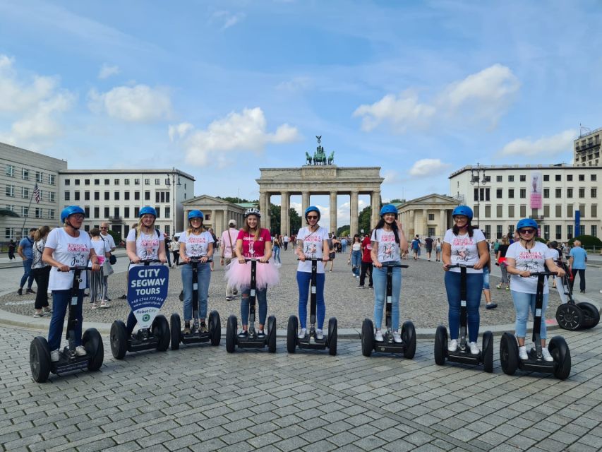 3h-Berlin: Private Sightseeing Segway Tour - Riding beside the River Spree