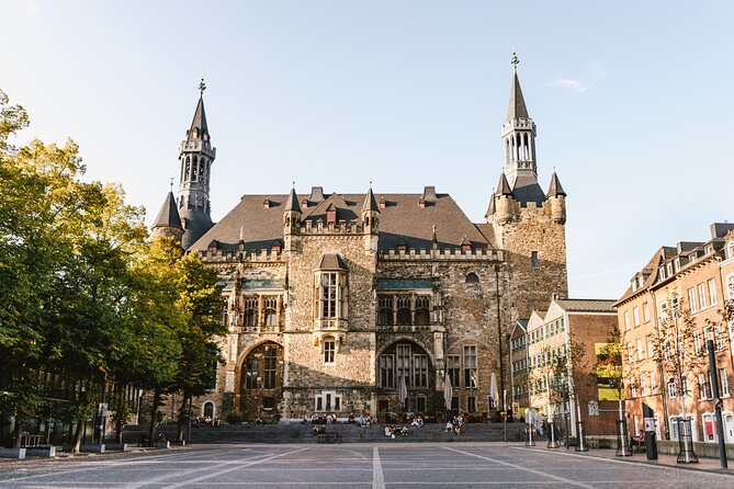 Aachen old town tour - GERMAN (public) - Beginning at Elisenbrunnen
