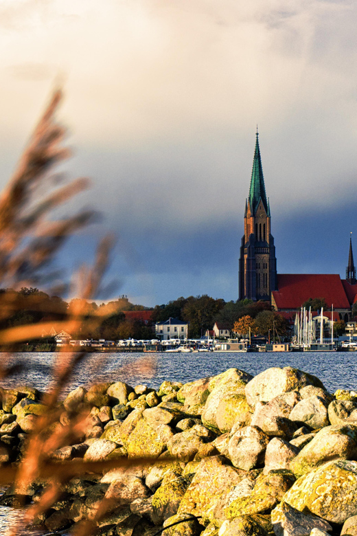 About Vikings, kings and cheeky monks (Medieval Schleswig) - Holm, where fishing rights shaped daily life