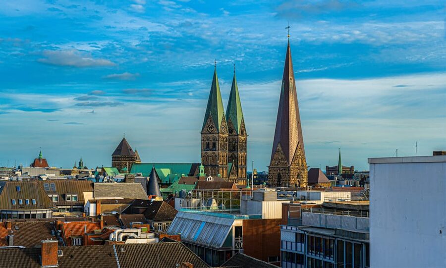 Above the rooftops of Bremen - Key points to know before booking