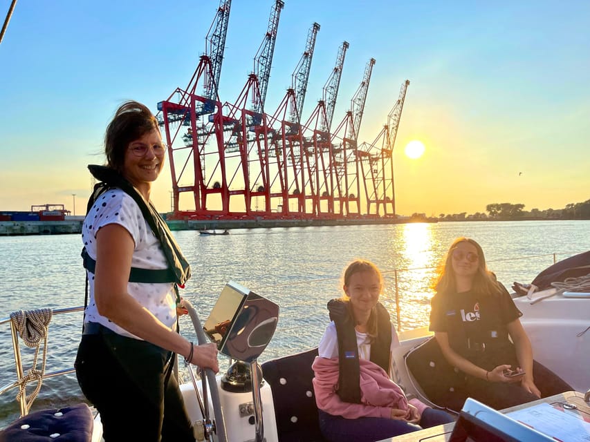 "After Work" - Sailing-Yacht Cruising Event, Hamburg/Elbe - Starting beside the Elbphilharmonie