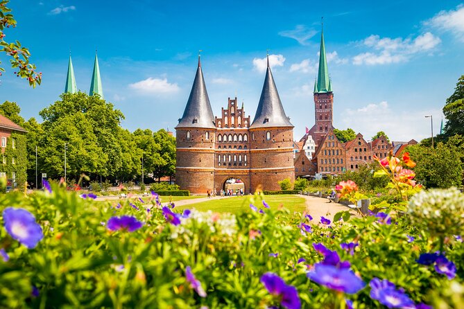All-in-One: Beautiful Lübeck: Shore Excursion from Kiel Port - Walking Conditions and Group Size