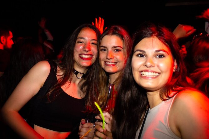 Alternative Berlin Pub Crawl - Four bars, changing routes, and a final club