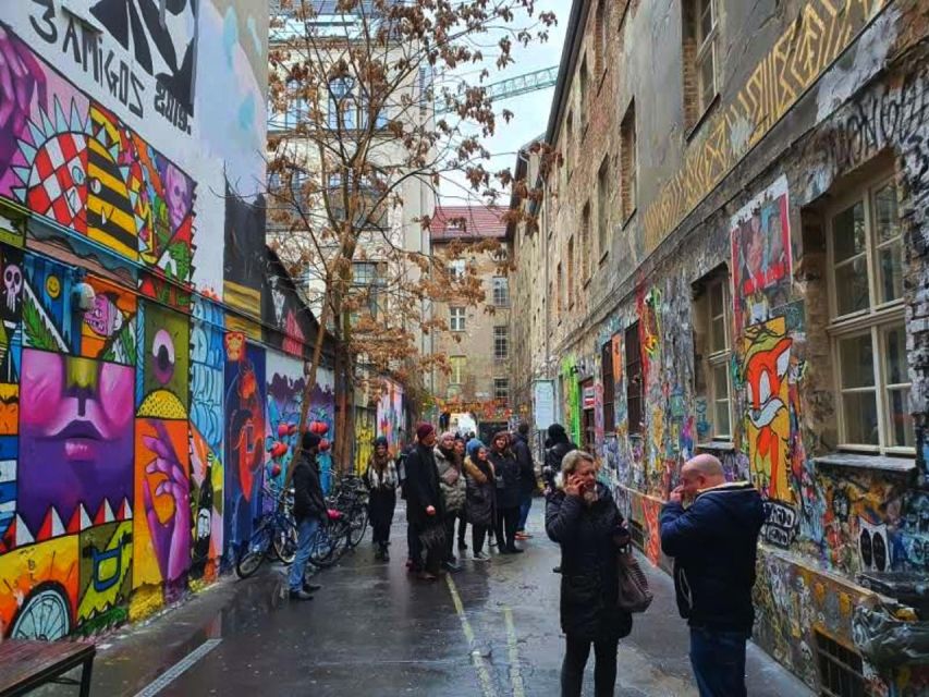 Alternative Berlin / Street art tour - Private group - Should you book it?