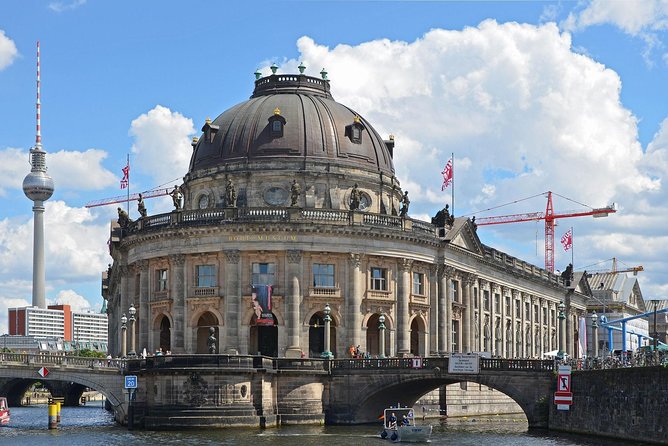 An Introduction to Berlin Private Walking Tour - Potsdamer Platz and a city rebuilt