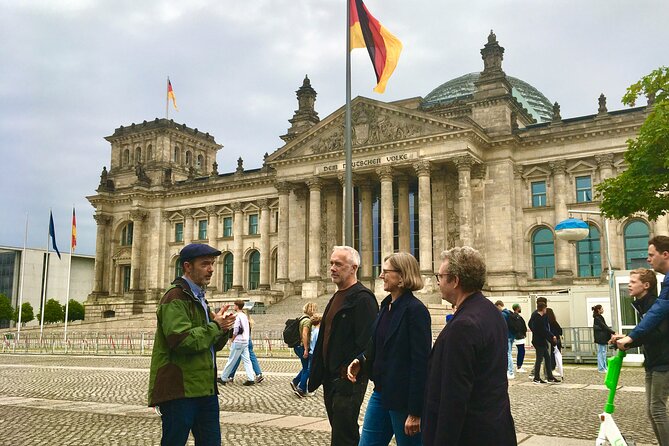 An Introduction to Berlin Walking Tour - Starting near Unter den Linden