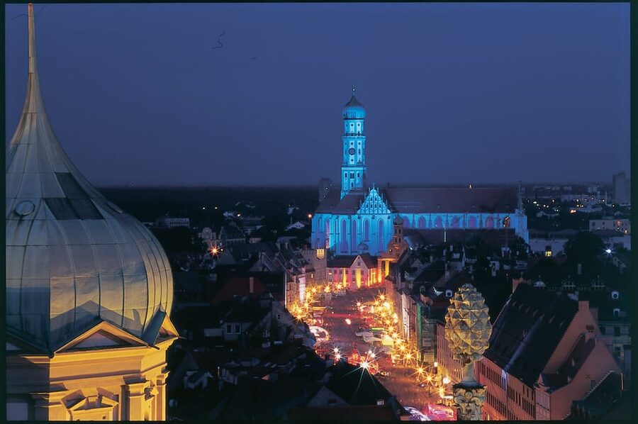 Augsburg: Illuminated Guided Evening Walking Tour - Three fountains that give the walk its rhythm