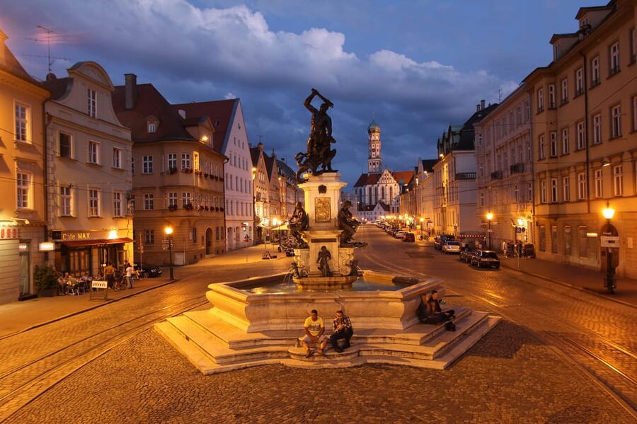 Augsburg: Illuminated Guided Evening Walking Tour - Group size, walking pace, and comfort