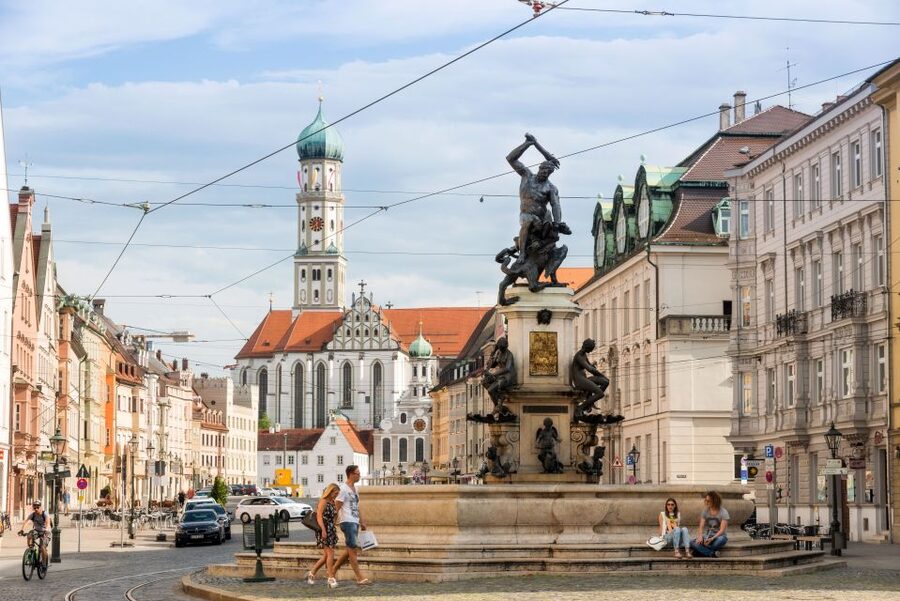Augsburg's Water Management System - City Walking Tour - Who should book this walking tour?