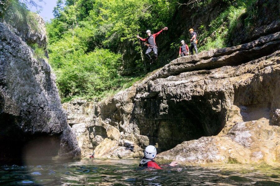 Bavaria: Schneizlreuth Canyoning for Beginners - Entering Schneizlreuth Gorge