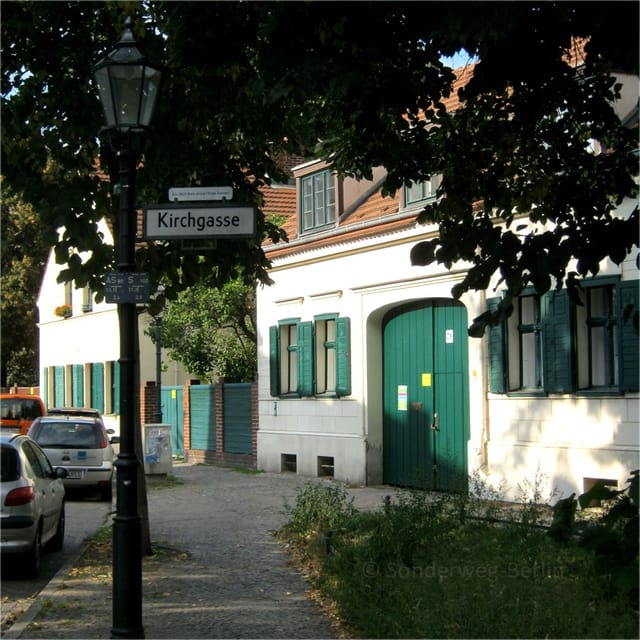 Berlin: 2.5-Hour Neighborhood Tour of Neukölln - Why Neukölln rewards a dedicated walking tour
