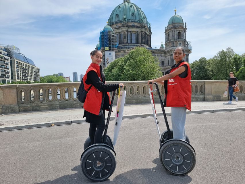Berlin: 2-H VIP Private Guided Segway Tour - Parks and the banks of the Spree