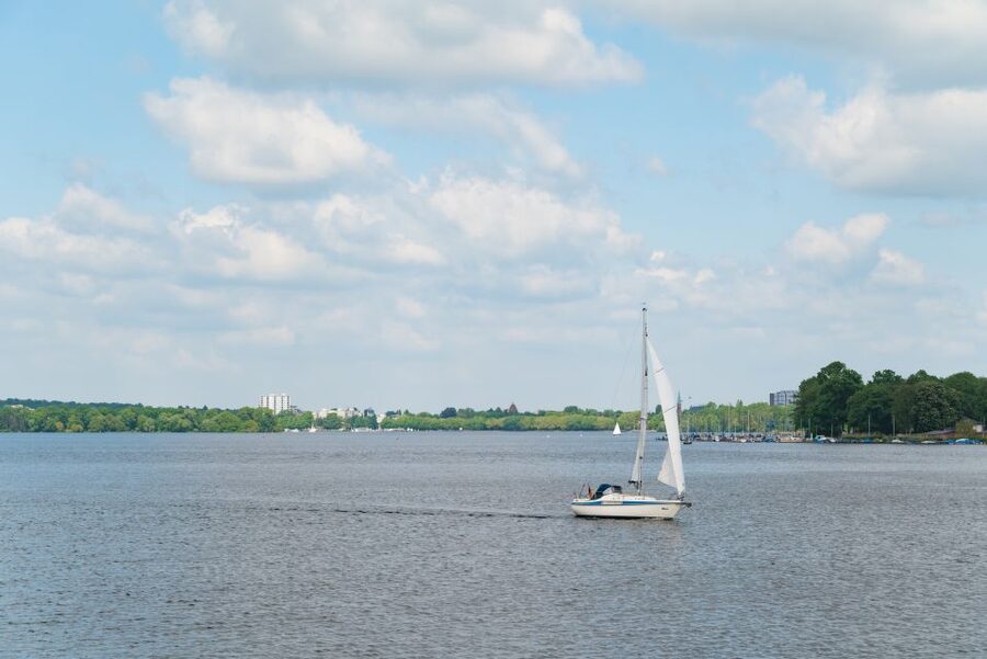 Berlin: 2-Hour Lake Oberhavel Cruise from Tegel - Konradshöhe and Alt Heiligensee