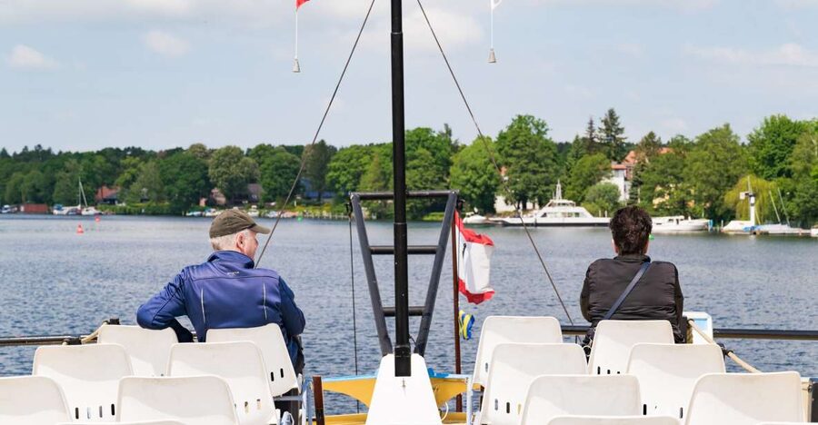 Berlin: 2-Hour Lake Oberhavel Cruise from Tegel - Villa Borsig and the Tegel waterway