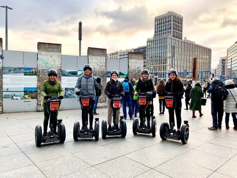 Berlin: 2-Hour Premium Segway Tour - Museum Island from the outside
