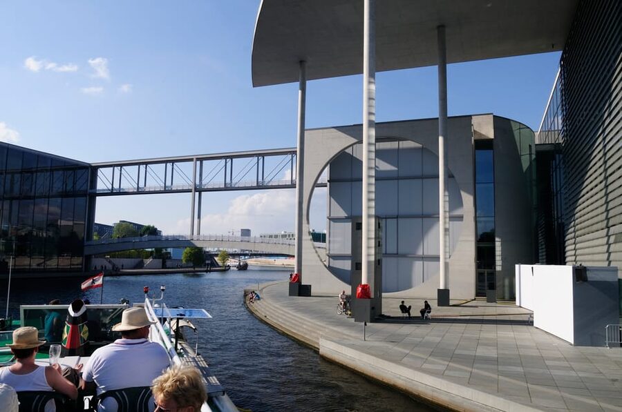 Berlin: 3.5-Hour Sightseeing Cruise on the Spree River - Humboldt Harbour and Berlin’s working waterways