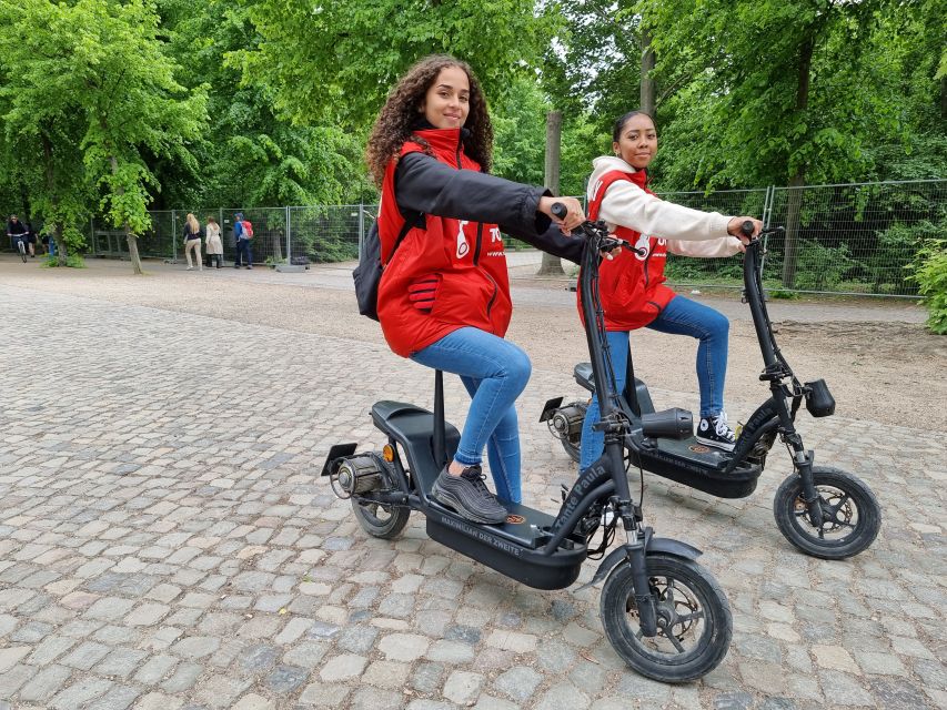 Berlin: 3-H VIP Private E-Scooter Highlights Tour - Riding from the Spree to the Reichstag