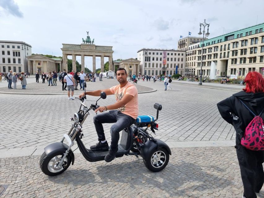 Berlin: 3-Hour Guided Small Group Fat Tire E-Scooter Tour - Checkpoint Charlie and the old East-West divide