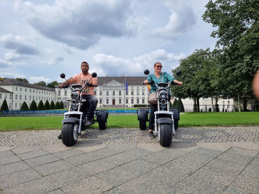 Berlin: 3-Hour Guided Small Group Fat Tire E-Scooter Tour - The guide makes or breaks the experience