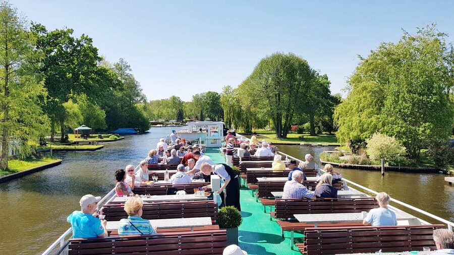 Berlin: 7 Lakes Boat Tour through the Havel Landscape - Little Wannsee, Pöhlesee, and Stölpchensee