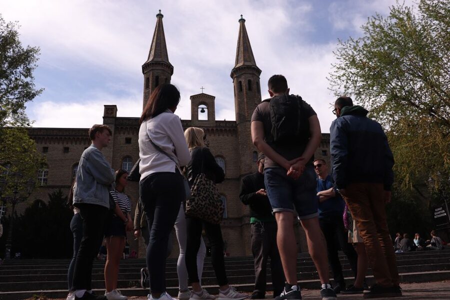Berlin: Alternative Berlin Walking Tour - Why this walk shows a more useful Berlin