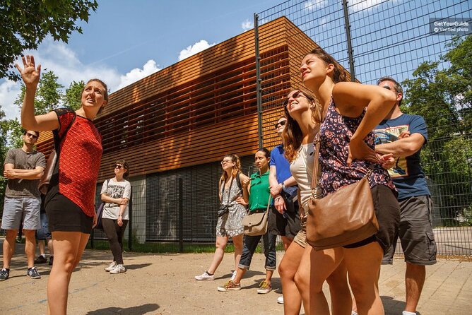 Berlin: Alternative & Street Art Tour - Haus Schwarzenberg and Berlin’s rough-edged art scene