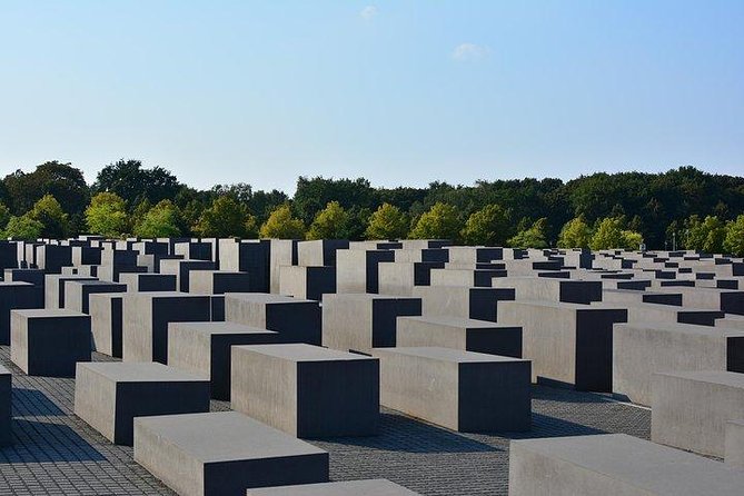 Berlin Beers & Battlefields Tour: War History and German Beer - Practical details that affect your afternoon