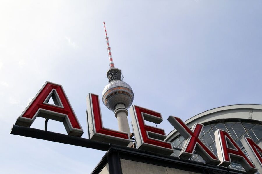 Berlin: Berlin Wall and the Cold War Walking Tour - The death strip, watchtower, and border barriers