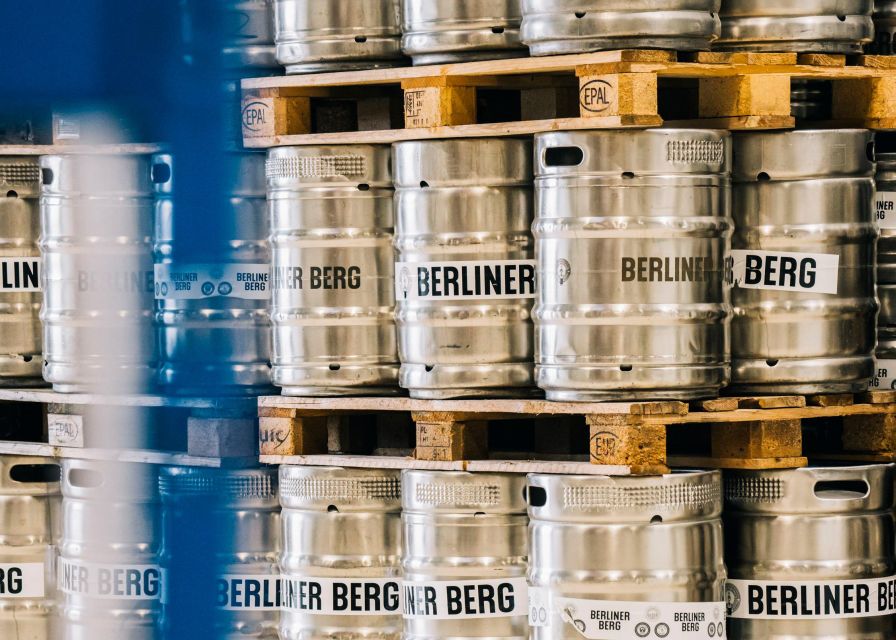 Berlin: Berliner Berg Brewery Tour with Beer Tasting - The 45-minute brewery tour