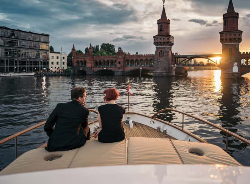 Berlin: Boat Sightseeing Tour on Electric Motor Yacht - Finding the FLAGSHIP.BERLIN dock beside Berlin Cathedral