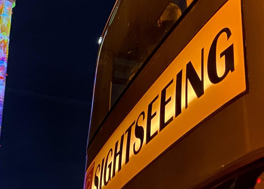 Berlin: Bus Tour by Night with Live Commentary - The Brandenburg Gate, Hauptbahnhof, and the government quarter