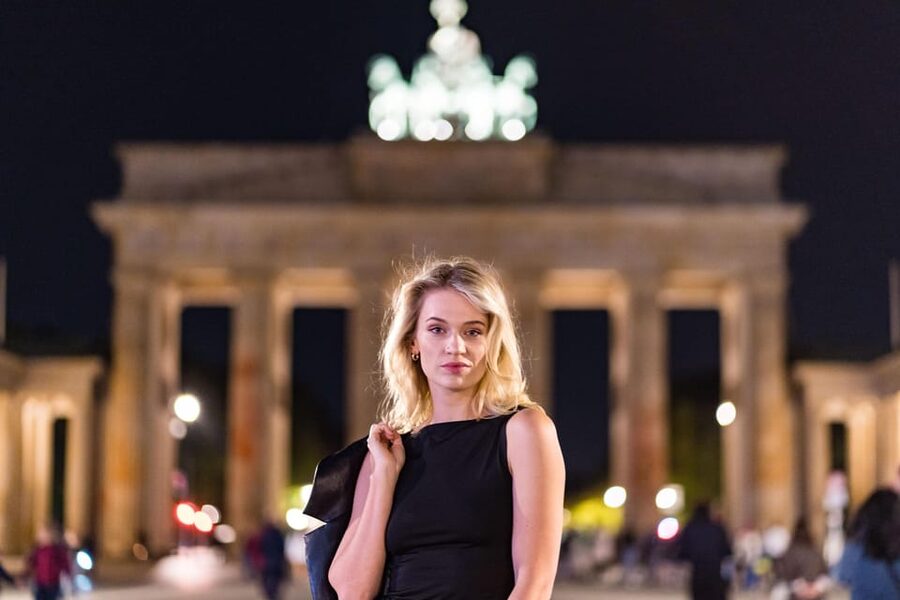 Berlin by Night: Private Photoshoot at Illuminated Cityscape - Museum Island gives you the best opening