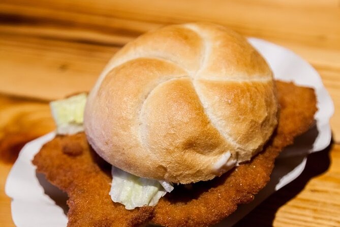 Berlin Center Food Tour with 8+ Authentic Local Tastings - Why Berlin tastes better with a history lesson