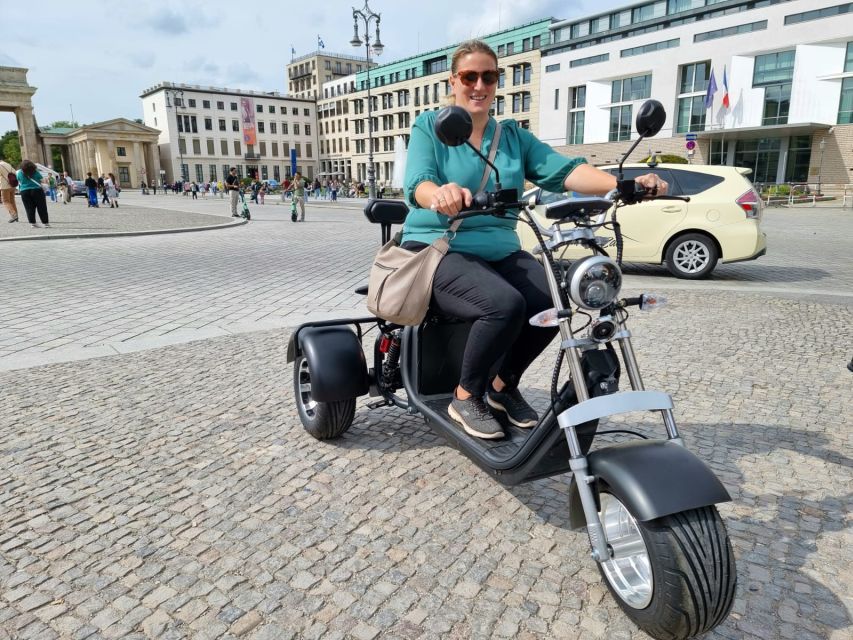 Berlin City: 2 Hour Guided Fat Tire E-Scooter Tour - Parks, bike lanes, and the banks of the Spree