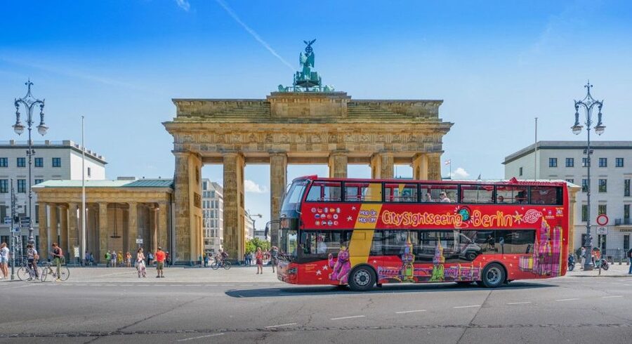 Berlin: City Sightseeing Hop-On Hop-Off Bus Tour - Checkpoint Charlie and the grand center