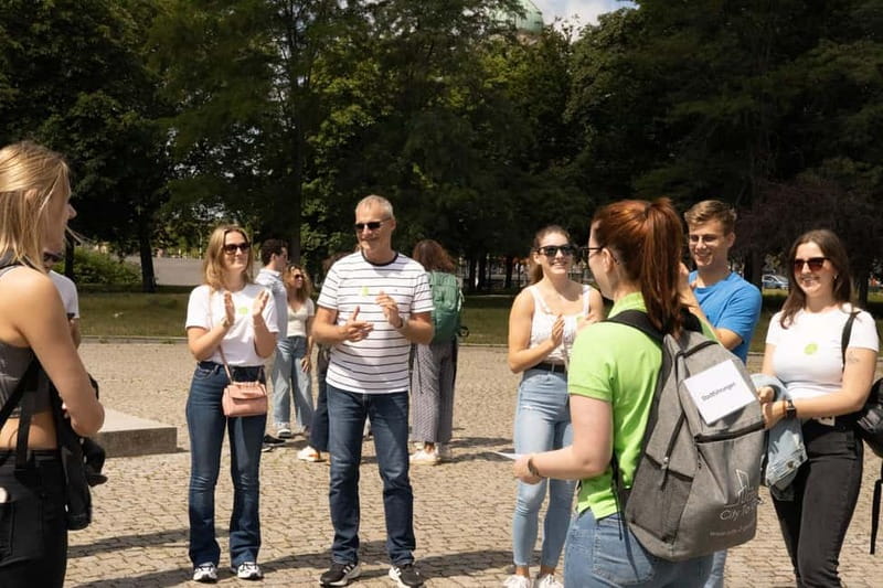 Berlin: City tour - Best of Berlin - The Reichstag and Brandenburg Gate