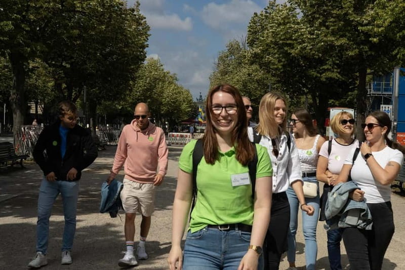 Berlin: City tour - Best of Berlin - Guides, stories, and the family angle