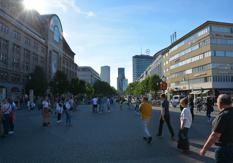 Berlin: City-West Walking Tour with a Real Berliner - Key points of the City-West walk