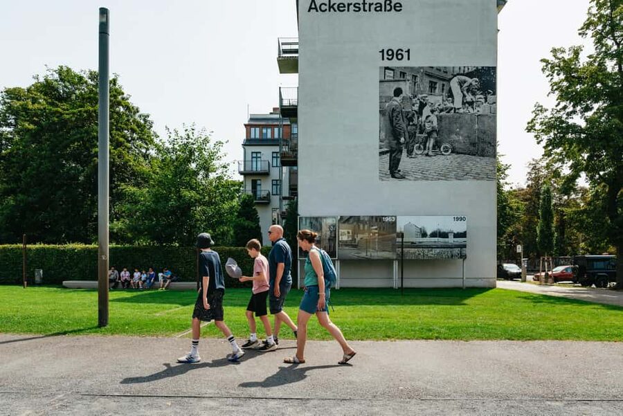 Berlin: Cold War Walking Tour on Berlin Wall Route - Following the original Wall route toward Prenzlauer Berg