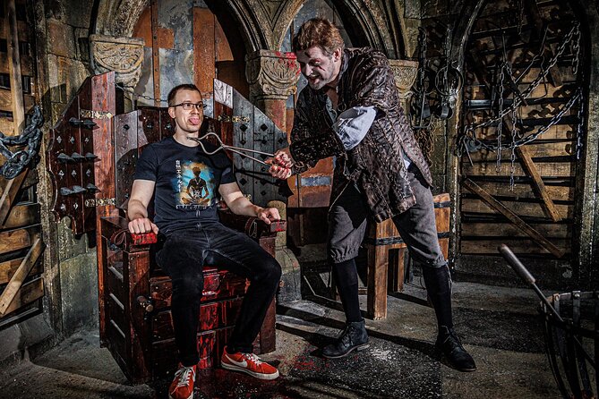 Berlin Dungeon Admission Ticket - English and German choices need care
