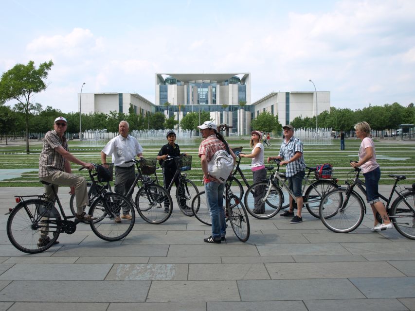 Berlin: E-Bike Tour of the Berlin Wall and Mitte Highlights - What the e-bike changes