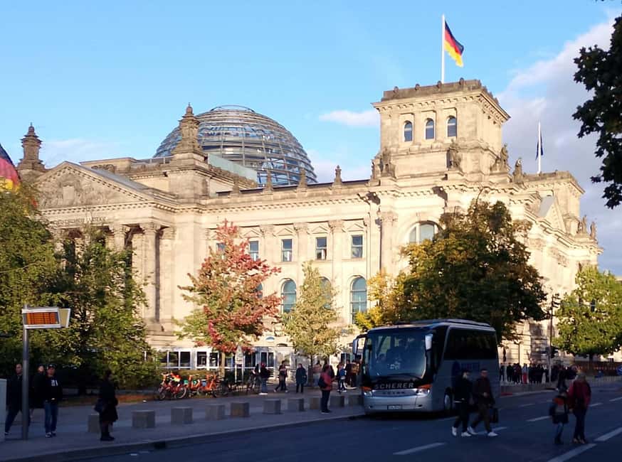 Berlin: East and West Wall Tour by Bike with a Guide - Berlin Palace and Museum Island