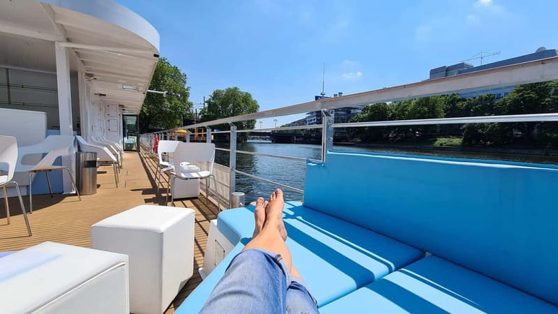 Berlin: East Side Gallery Spree Cruise in a Solar Catamaran - Planning the cruise around your day