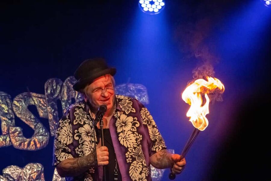 Berlin: English Stand-Up Comedy Show - Arriving at 7 pm and settling in