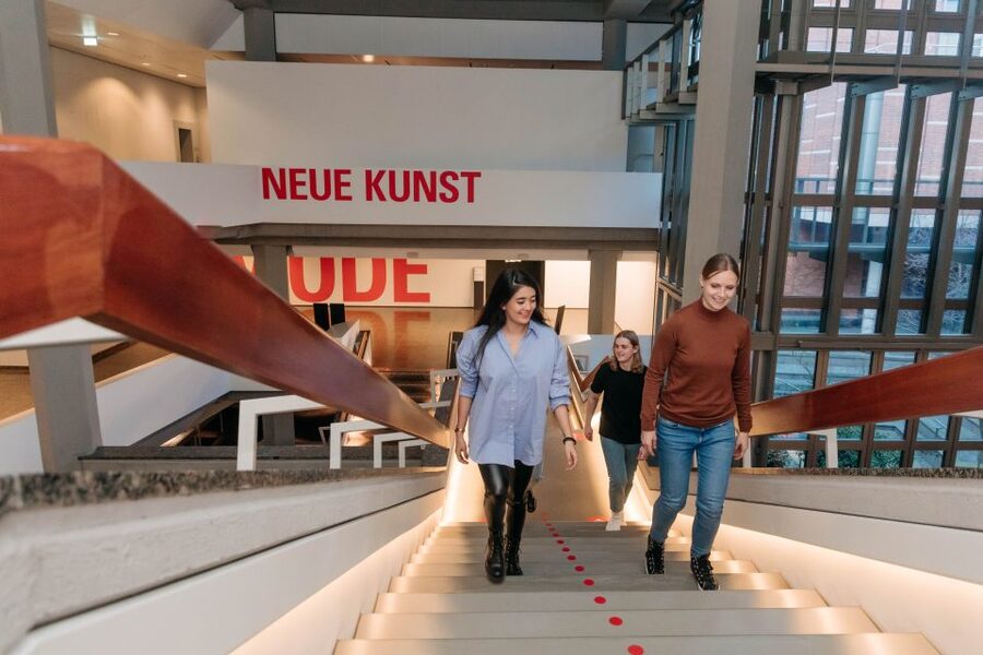 Berlin: Entry Ticket To The Kunstgewerbemuseum - Ceramics, Glass, Silver, and Furniture