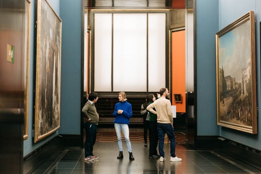 Berlin: Entry to Alte Nationalgalerie - How to use the audio guide without losing your own view