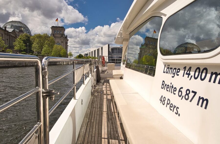 Berlin: Exclusive Boat Tour on a Solar-Powered Catamaran - Who will enjoy this Spree cruise most?