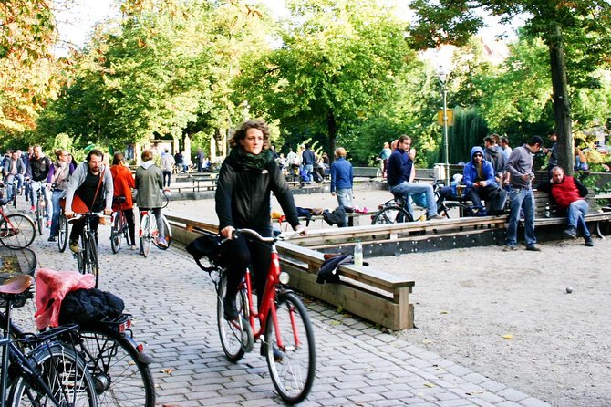 Berlin: Experience the Alternative Kreuzberg on a Bike Tour - Osthafen and the Spree